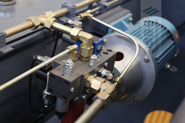 ZDPE8025-德國力士樂液壓系統(tǒng),知名品牌電機(jī),穩(wěn)定精度高,持久耐用無故障.jpg ZDPE8025-德國力士樂液壓系統(tǒng),知名品牌電機(jī),穩(wěn)定精度高,持久耐用無故障.jpg