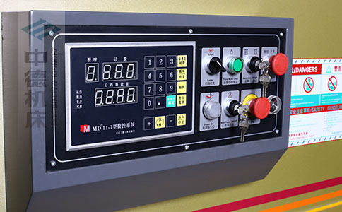 ZDS-1032采用MD11簡易數控系統.jpg ZDS-1032采用MD11簡易數控系統.jpg